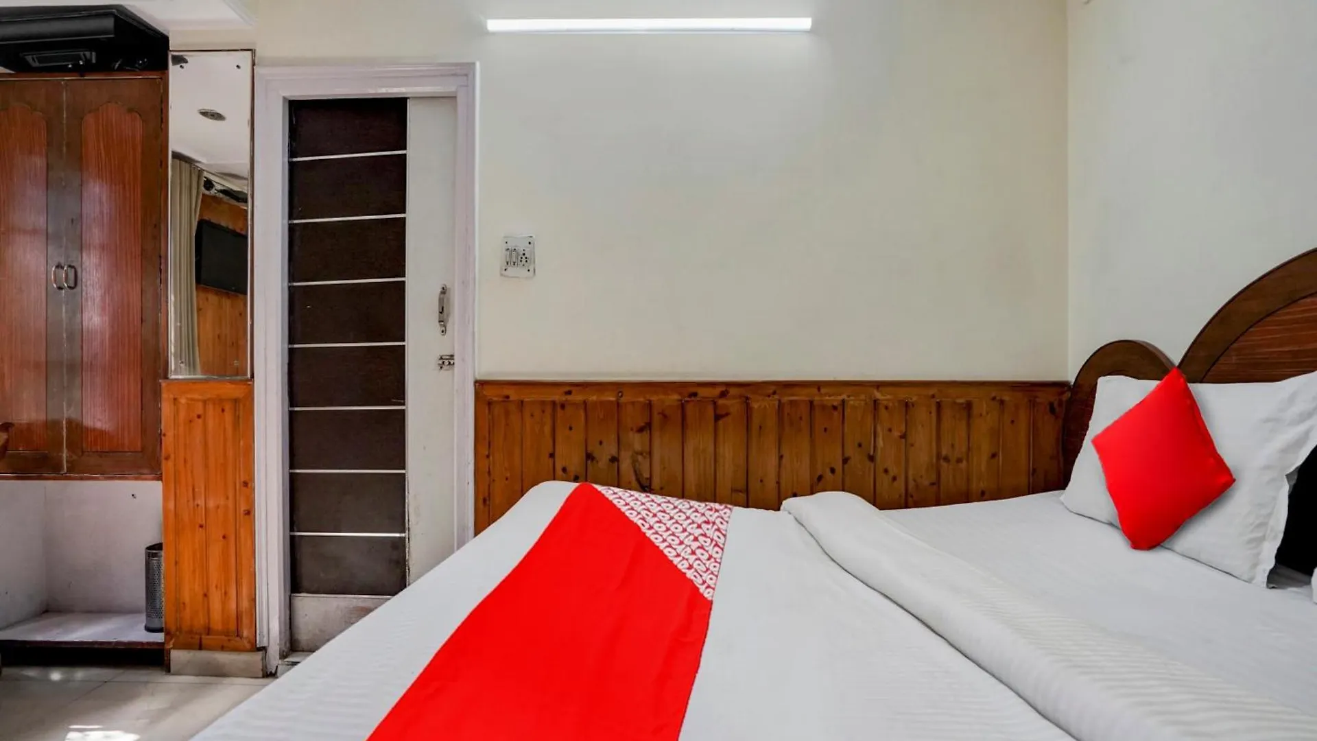 Hotel O Apasara Shimla
